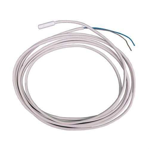 White floor temperature sensor cable coiled into an oval shape on a white background